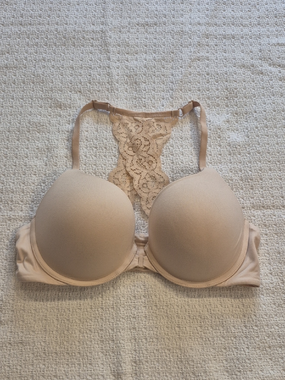 Victoria's Secret "Body By Victoria" Lace Racerback Padded Bra Size 38C